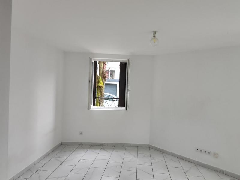 Studio - 28 m² - 1 pièce