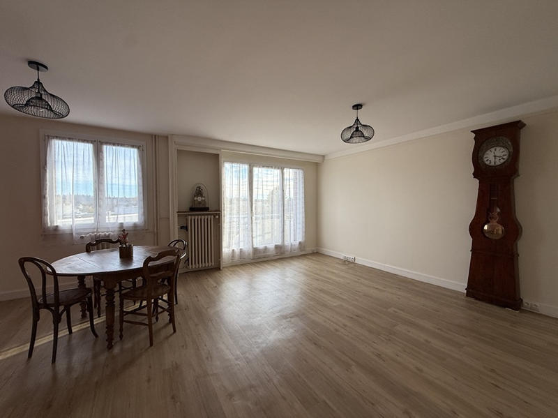 Appartement - 74 m² - 3 pièces