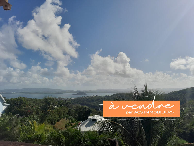 Maison - 240 m² - 9 pièces