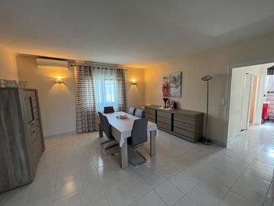 Maison - 150 m² - 7 pièces