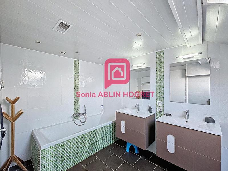 Maison - 164 m² - 6 pièces