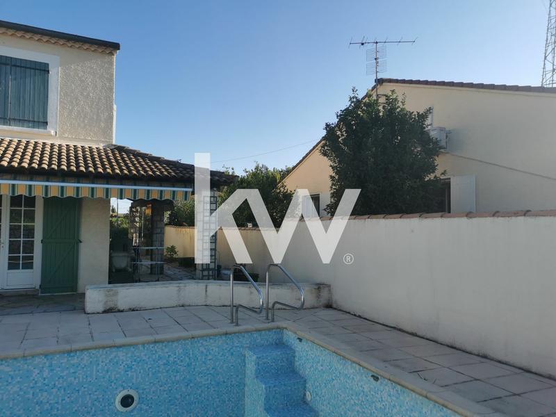 Maison - 98 m² - 5 pièces