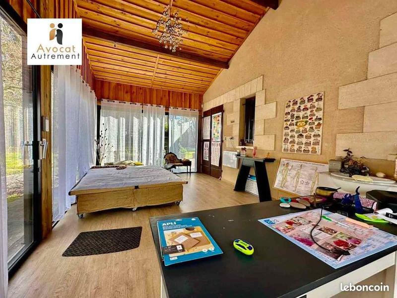 Propriété - 380 m² - 10 pièces