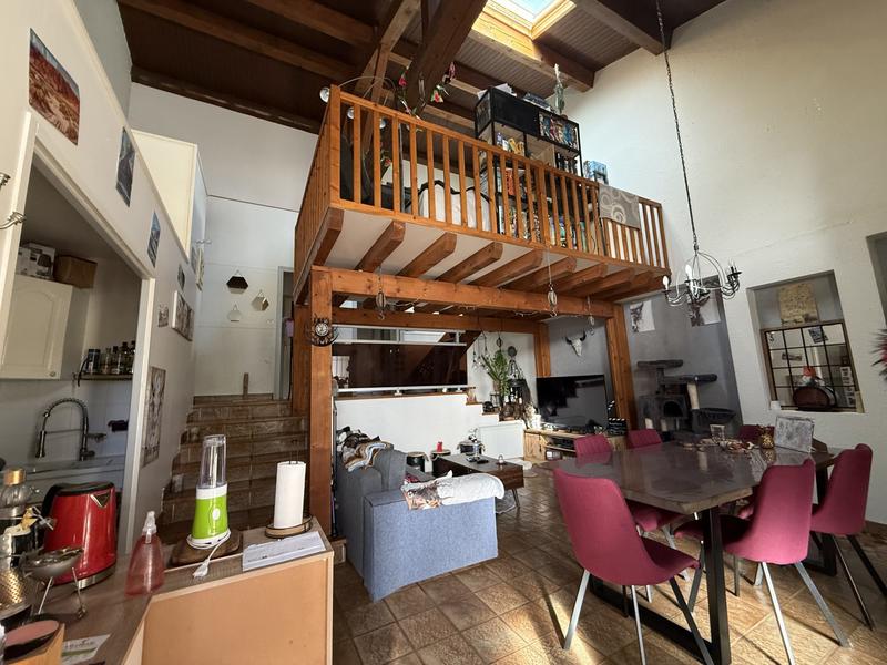 Appartement - 75 m² - 3 pièces