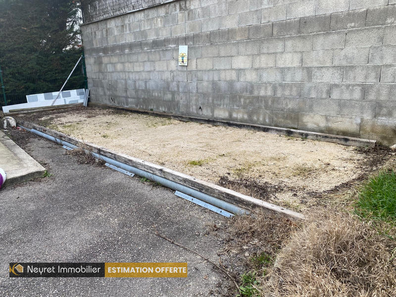 Local d'activités - 253 m²