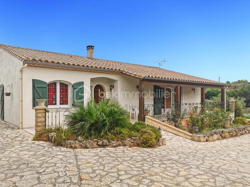 Villa - 140 m² - 5 pièces