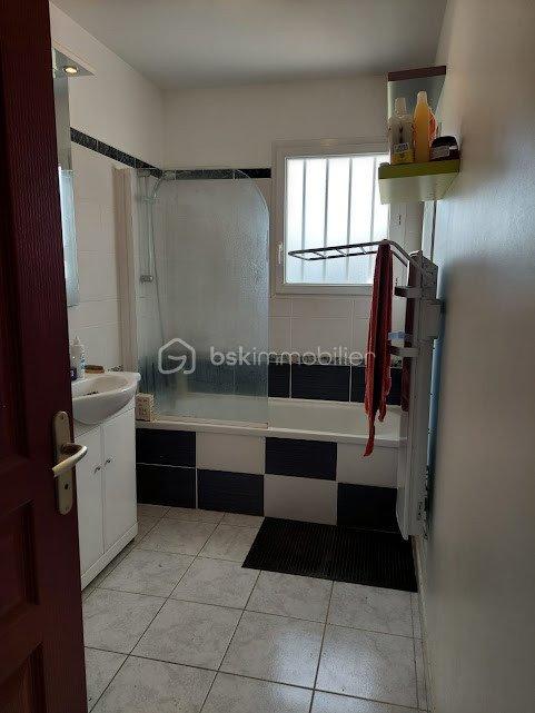 Maison - 75 m² - 4 pièces