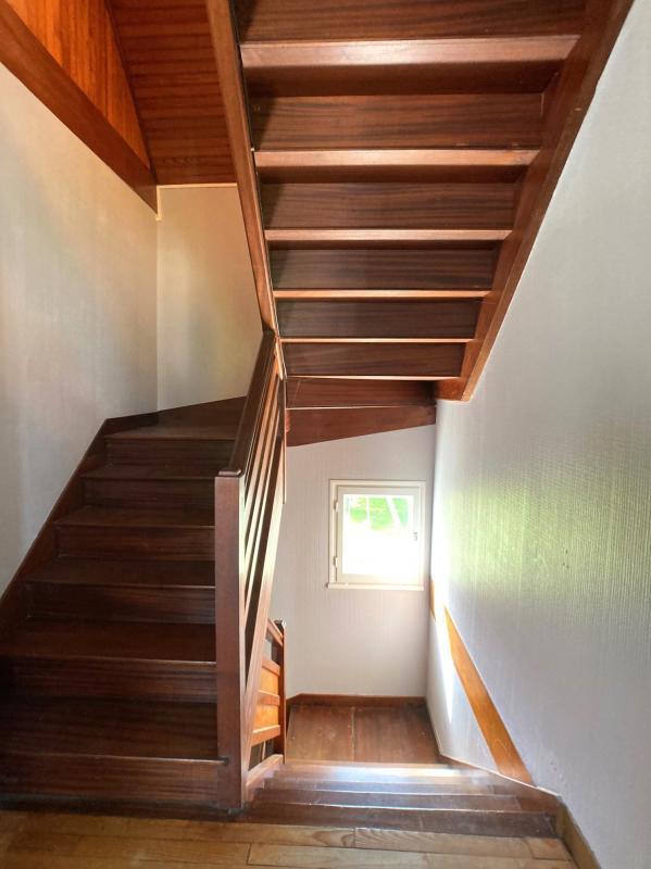 Maison - 94 m² - 6 pièces