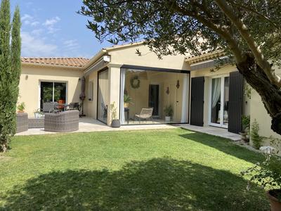 Maison - 180 m² - 6 pièces