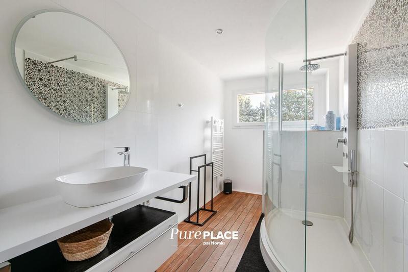 Maison - 269 m² - 6 pièces