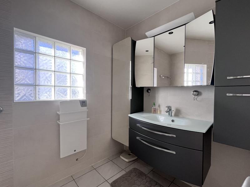 Appartement - 86 m² - 4 pièces