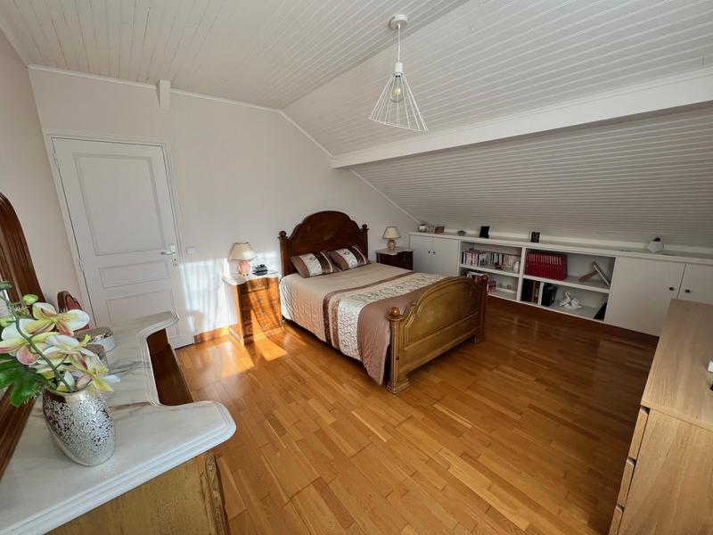 Maison - 150 m² - 7 pièces