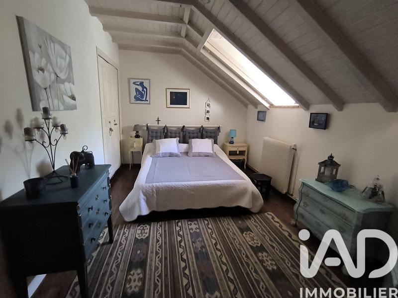 Maison - 194 m² - 7 pièces