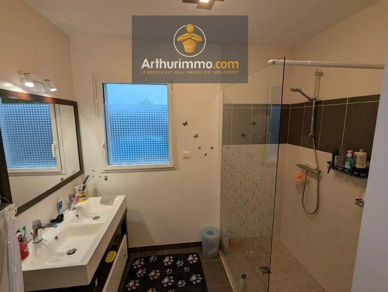 Maison - 144 m² - 5 pièces