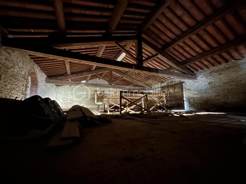 Bureau - 120 m² - 1 pièce