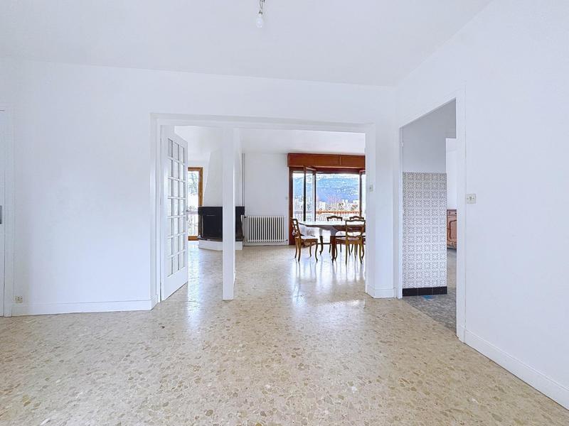 Maison - 135 m² - 7 pièces