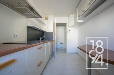 Appartement - 81 m² - 4 pièces