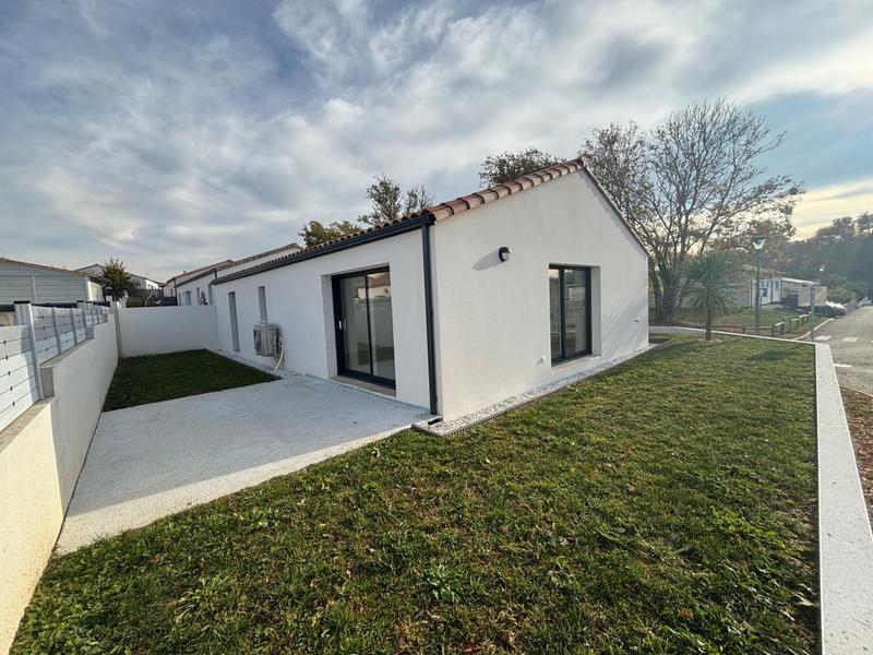 Maison - 80 m² - 4 pièces