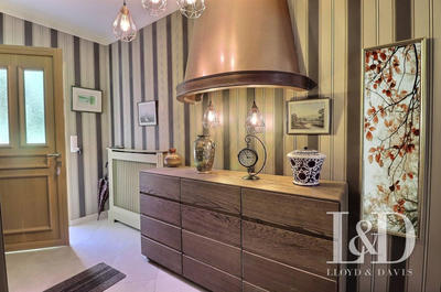 Maison - 425 m² - 14 pièces