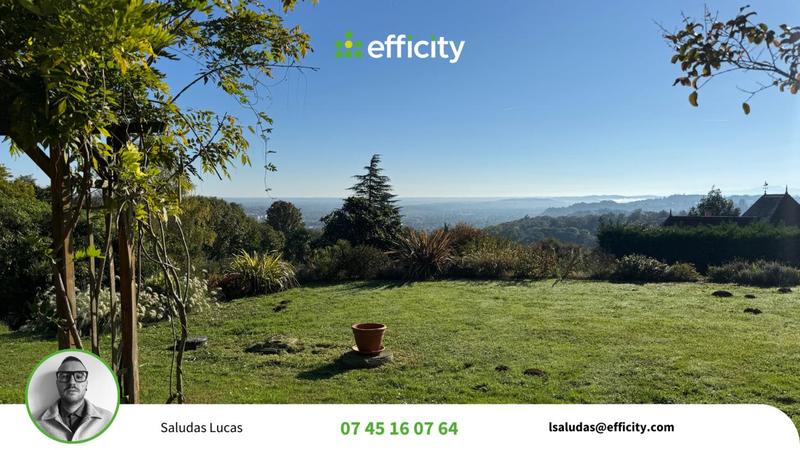 Maison - 490 m² - 6 pièces