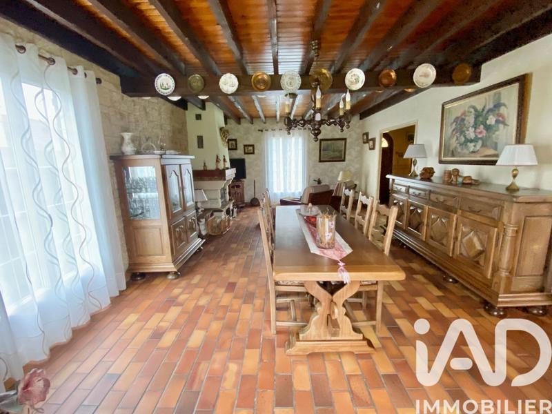 Maison - 180 m² - 7 pièces