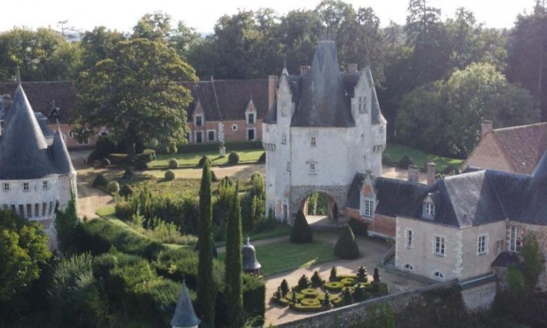 Manoir - 1 500 m² - 30 pièces