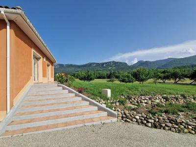 Villa - 192 m² - 5 pièces