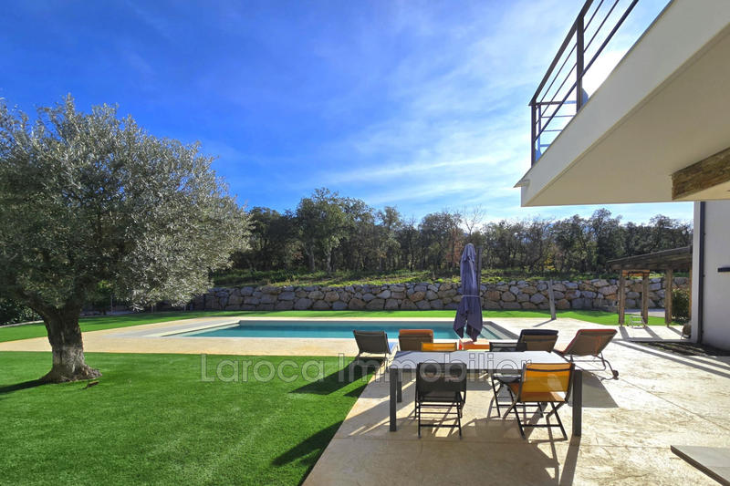 Villa - 280 m² - 5 pièces