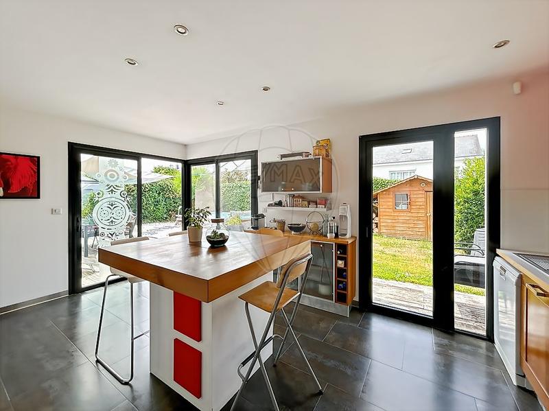 Maison - 174 m² - 8 pièces