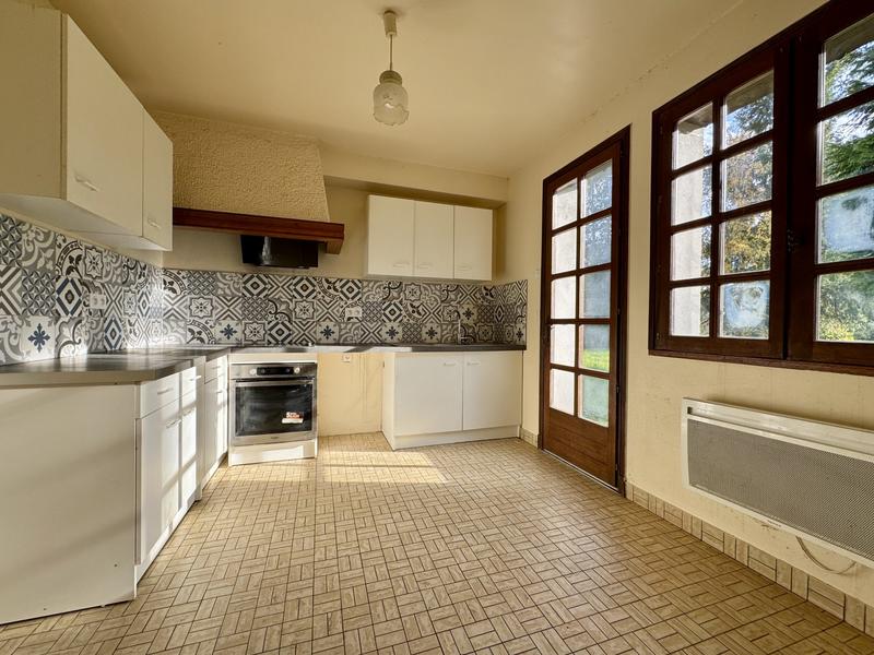 Maison traditionnelle - 150 m² - 7 pièces