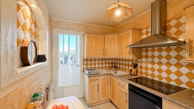 Appartement - 71 m² - 4 pièces