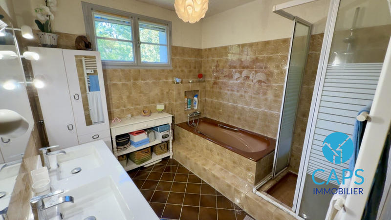 Maison - 172 m² - 7 pièces