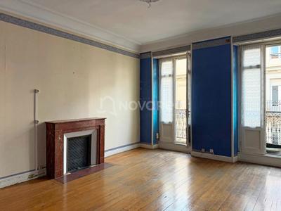 Appartement - 144 m² - 6 pièces