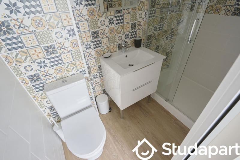 Chambre - 13 m² - 1 pièce