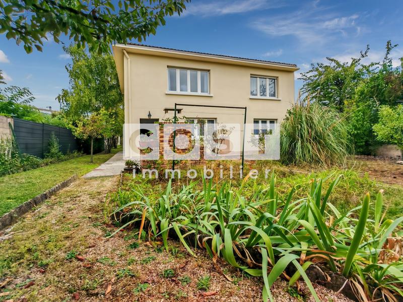 Maison - 157 m² - 4 pièces