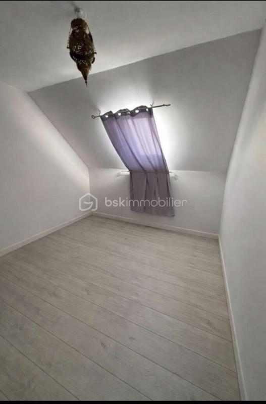 Maison traditionnelle - 120 m² - 5 pièces