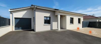 Maison - 90 m² - 4 pièces