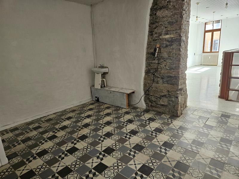 Local commercial - 80 m² - 2 pièces