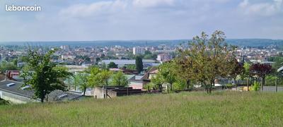 Terrain constructible - 717 m²