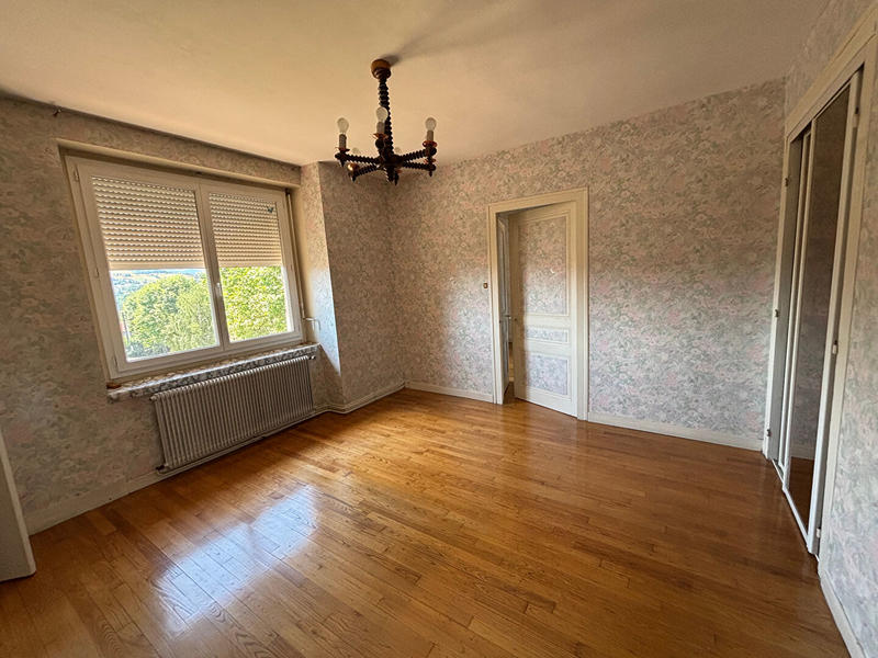 Maison - 124 m² - 7 pièces