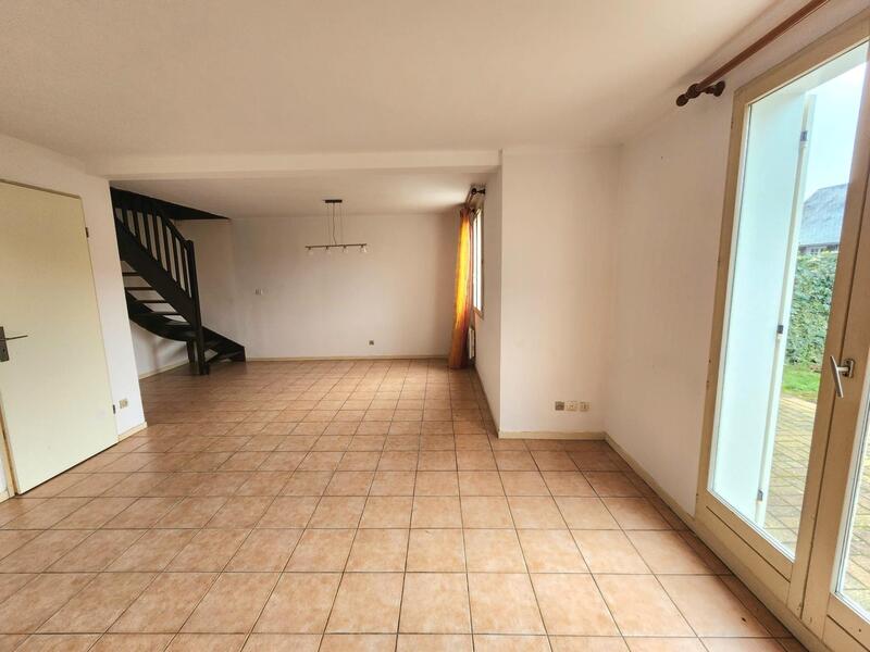 Maison - 102 m² - 5 pièces