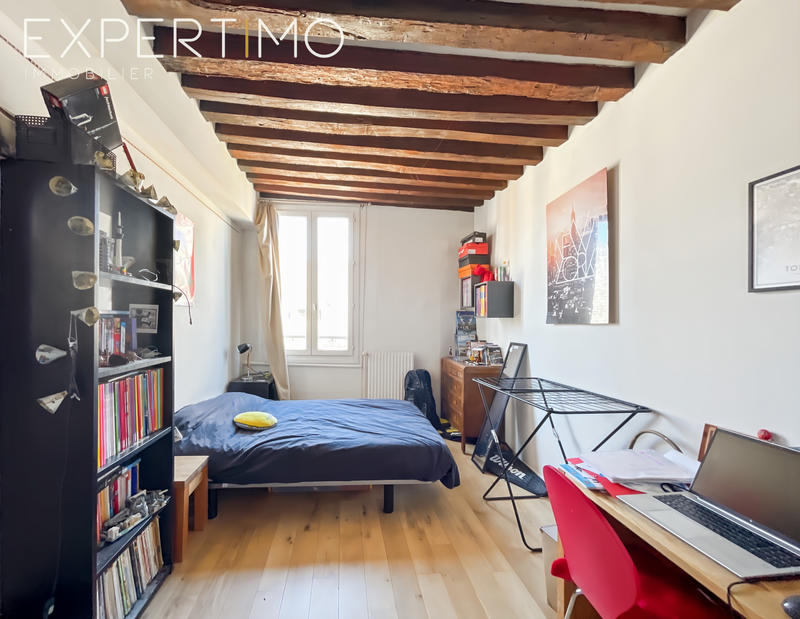 Appartement - 110 m² - 5 pièces