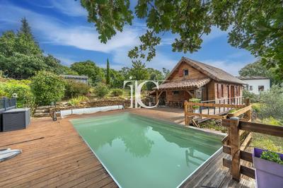 Maison de bois - 70 m² - 4 pièces