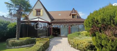 Maison traditionnelle - 125 m² - 6 pièces