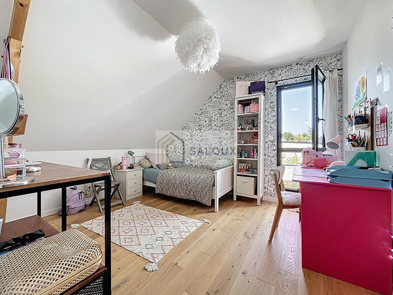 Maison - 184 m² - 7 pièces