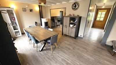 Maison - 122 m² - 5 pièces