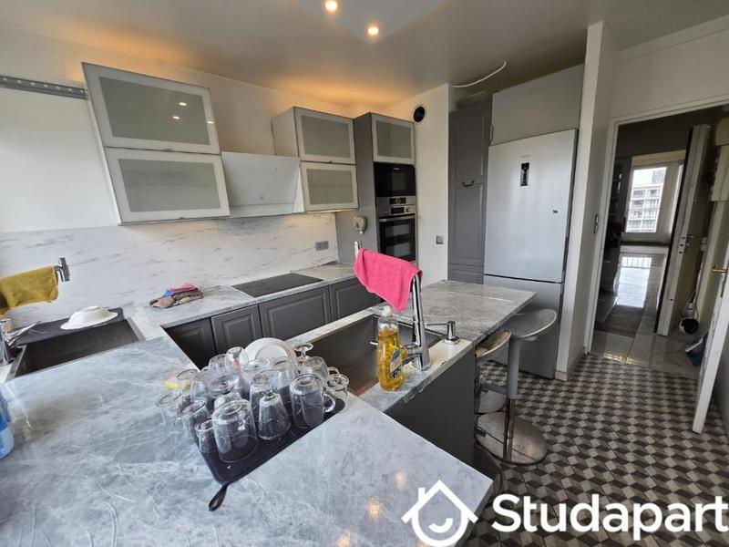 Chambre - 10 m² - 1 pièce