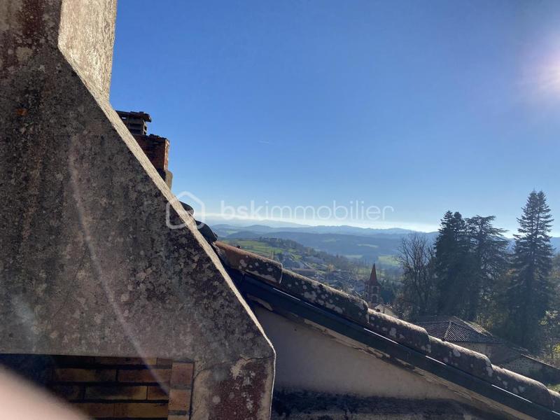 Maison - 200 m² - 5 pièces