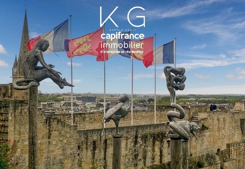 Local commercial - 99 m² - 4 pièces