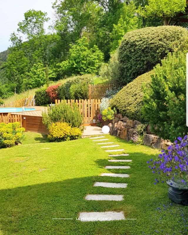 Maison - 130 m² - 6 pièces